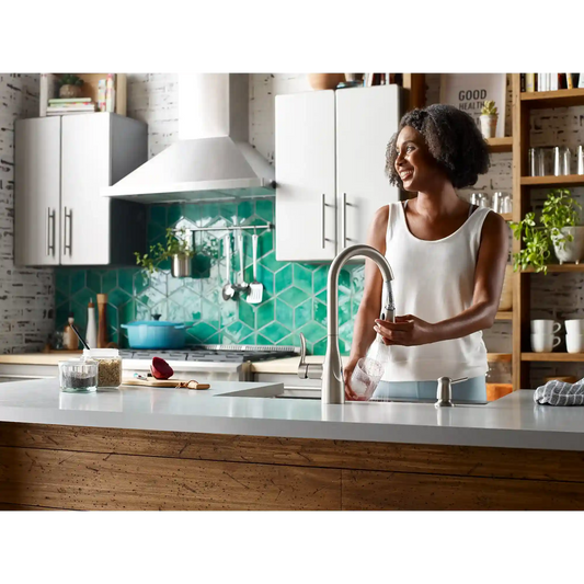 Arlo Hands Free Pulldown Kitchen Faucet